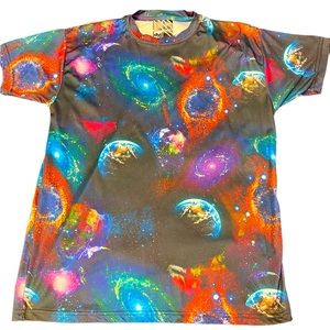 Spiral galaxy/space printed men’s tee shirt sz Large.